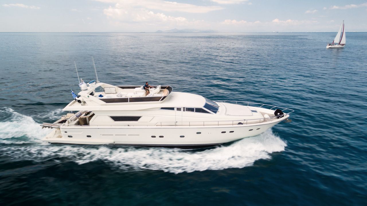 Ferretti 75FT