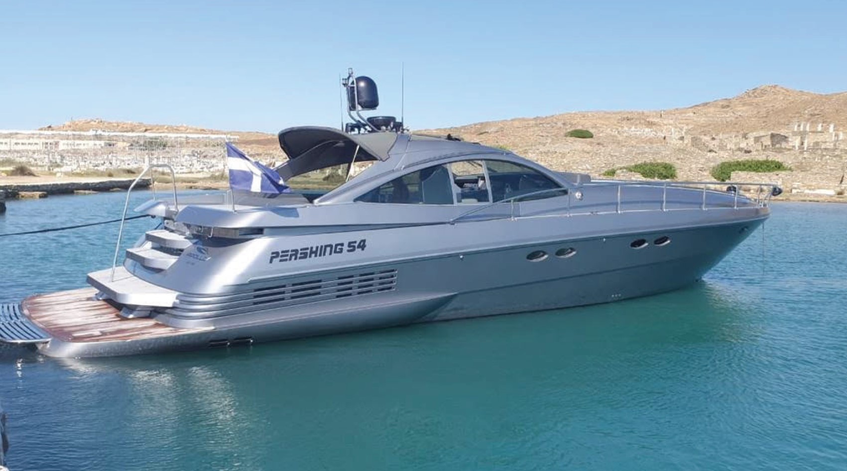 yacht-1